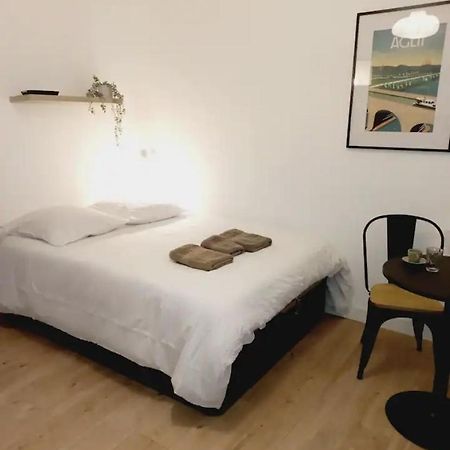Appartamento Le 29 Studieux, wifi, à 3min de la gare sncf Agen Esterno foto